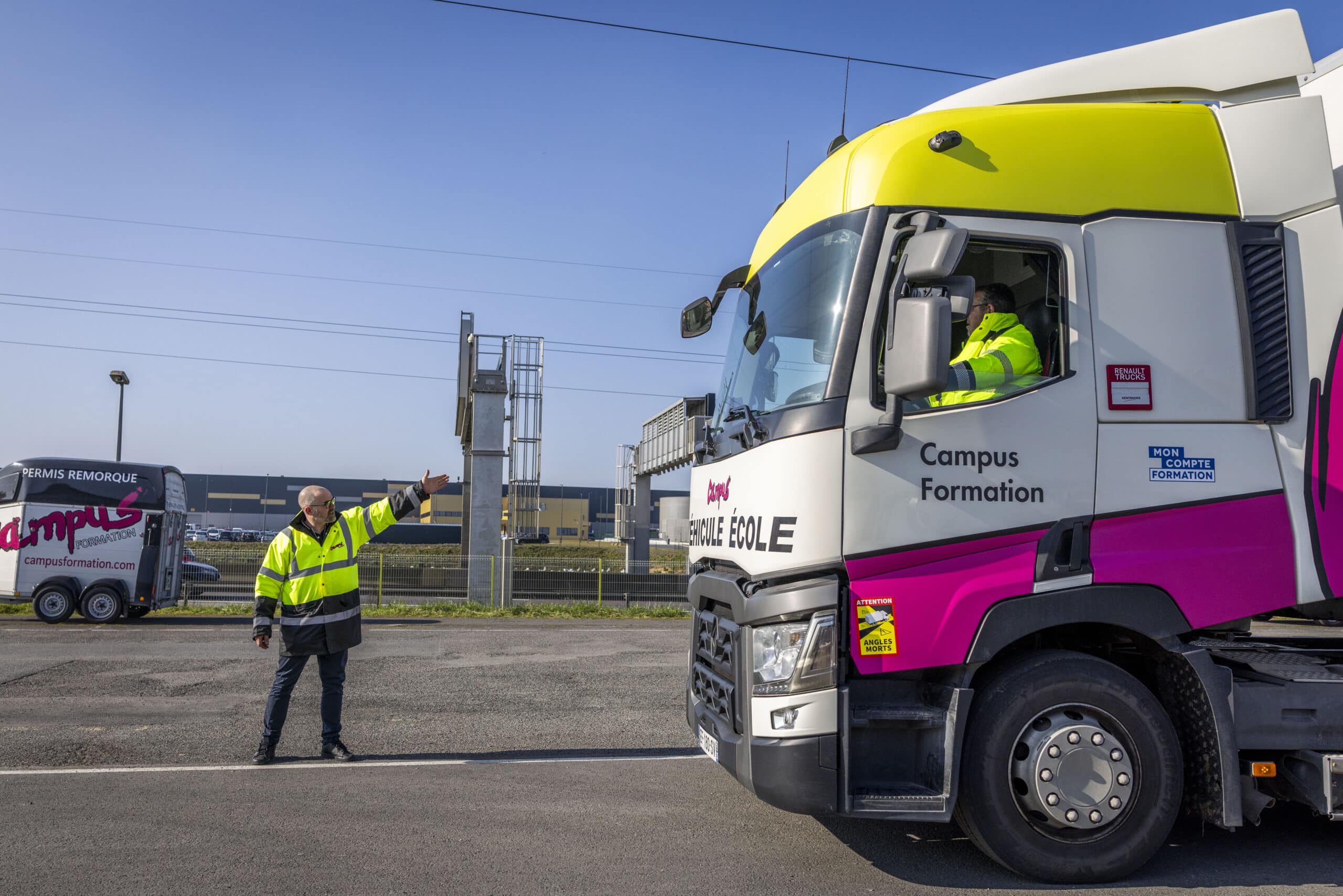 Formation à la conduite de poids lourds