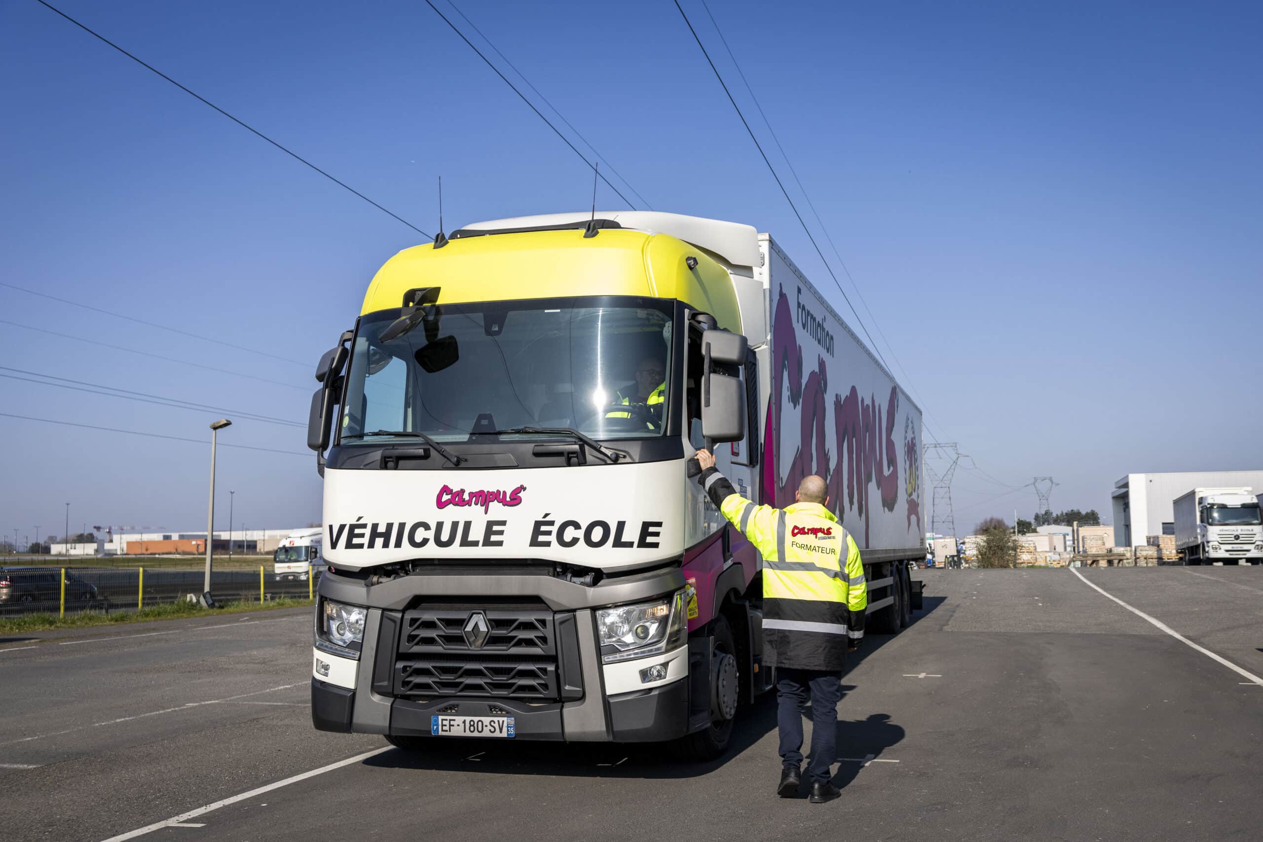 Camion, véhicule école - Campus Formation